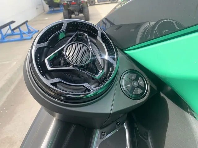 Slide: The Image of Sea-Doo GTI SE 170 2026 - 14