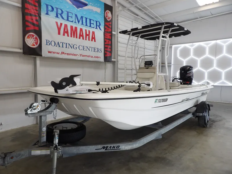 Slide: The Image of Mako Pro Skiff 19 CC 2017 - 5