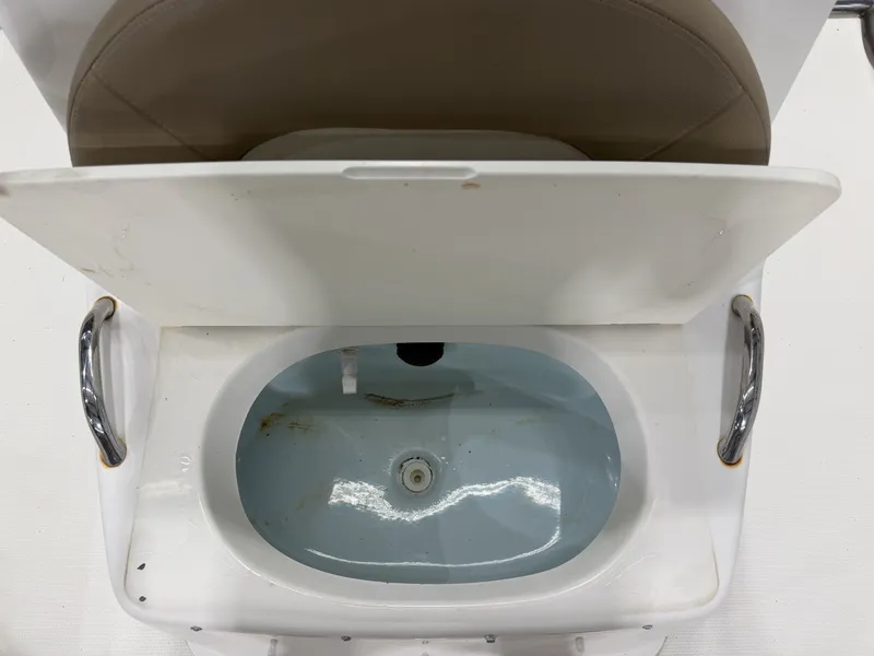 Slide: The Image of Sailfish 2100CC BAY 2013 - 22