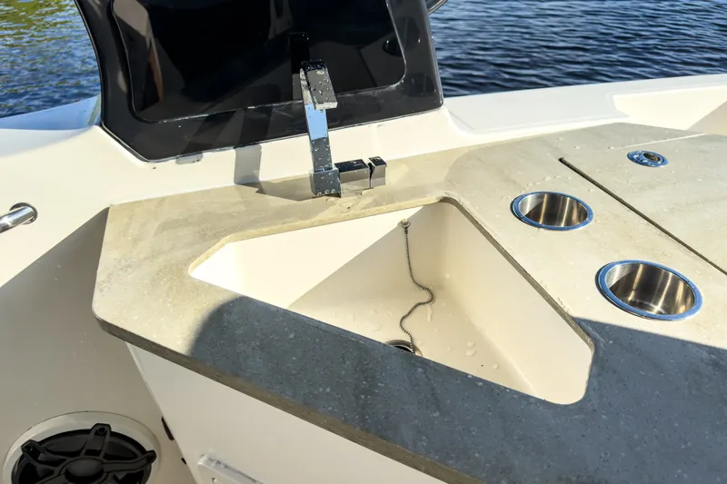 Slide: The Image of Boston Whaler 350 Realm 2022 - 11