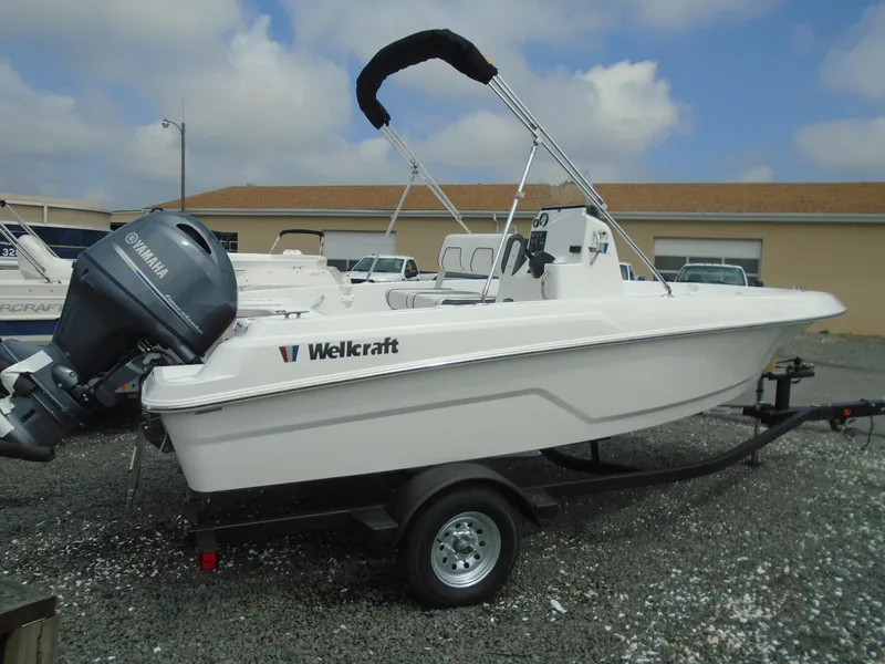 Slide: The Image of 2021 Wellcraft 162 Fisherman boat with Yamaha engine on trailer. - 4
