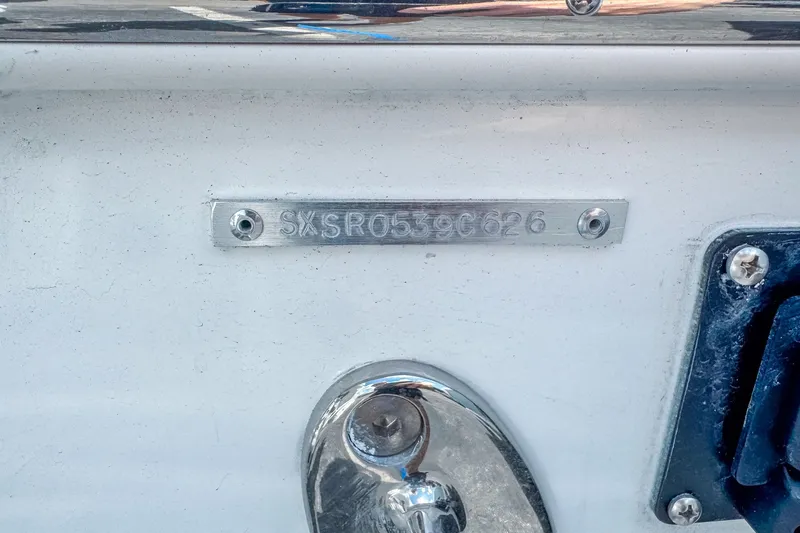 Slide: The Image of Sea Hunt Ultra 265 SE 2026 - 11