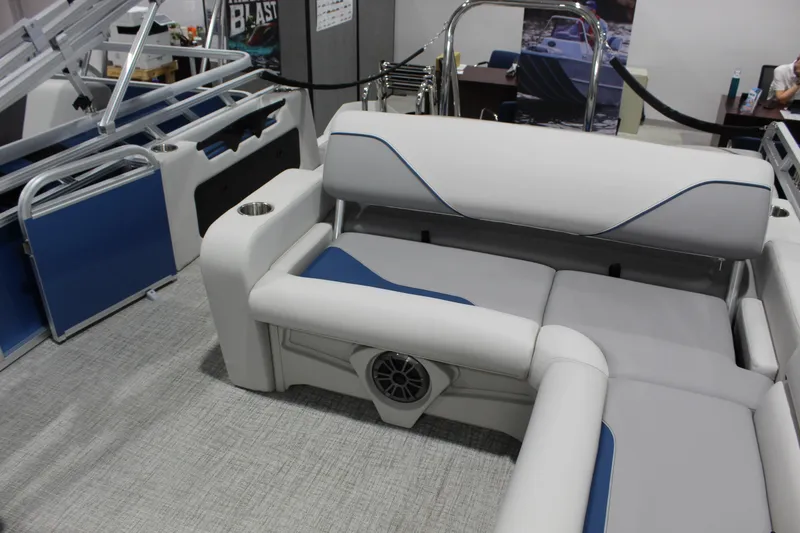 Slide: The Image of 2026 Avalon 2385 25 Venture 85 VRB boat interior with plush seating and modern design. - 6