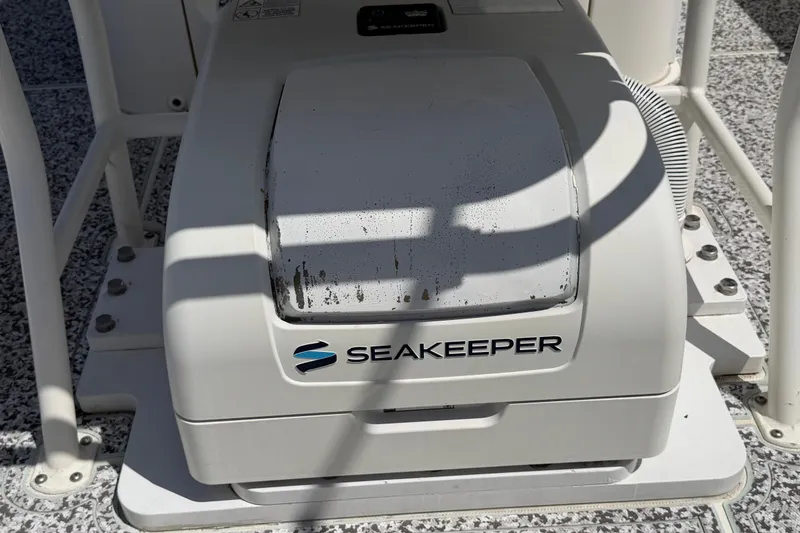 Slide: The Image of Seakeeper stabilizer on a 2019 Sea Vee 270Z boat deck. - 15