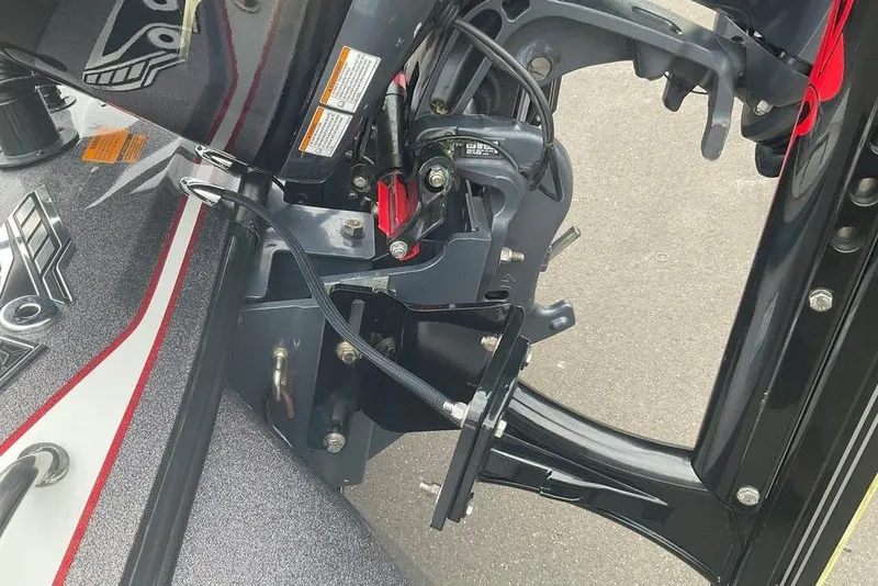 Slide: The Image of 2017 Skeeter FX21 LE boat engine mount and components close-up. - 2