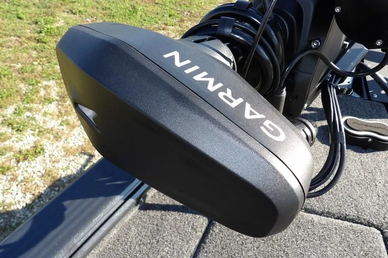 Slide: The Image of Garmin trolling motor on 2026 Lund 2075 Pro-V Bass XS boat deck. - 43