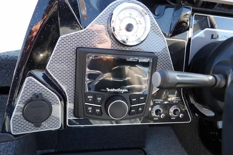 Slide: The Image of Dashboard of 2026 Lund 2075 Pro-V Bass XS with Rockford Fosgate audio system. - 68