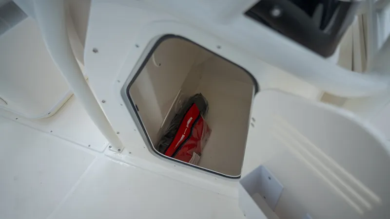Slide: The Image of Boston Whaler 210 Montauk 2027 - 14