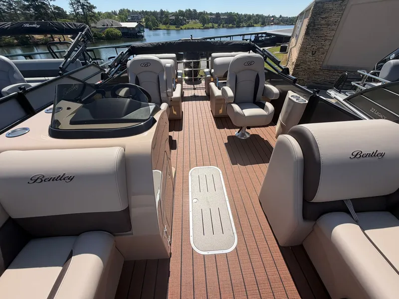 Slide: The Image of Bentley Pontoons Legacy Quad Swing Back 223 2026 - 2