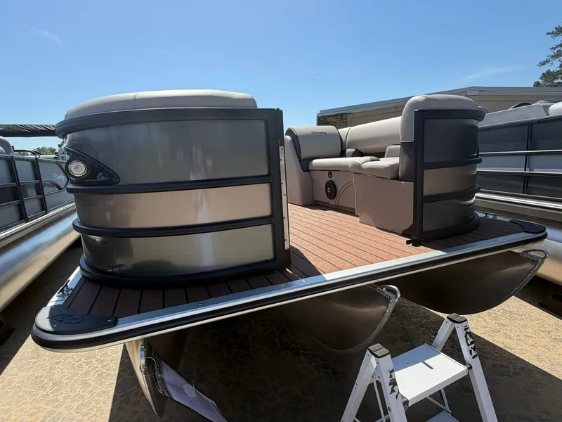 Slide: The Image of Bentley Pontoons Legacy Quad Swing Back 223 2026 - 9