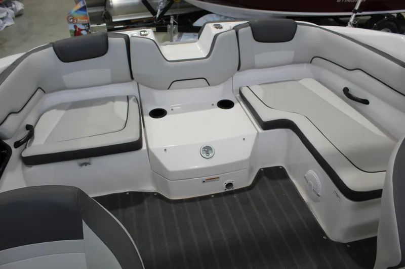 Slide: The Image of Interior of 2025 Yamaha Boats SX190, featuring spacious seating and modern design. - 7