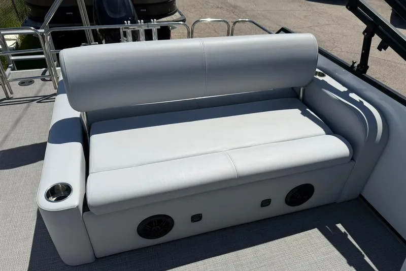 Slide: The Image of 2023 Bentley Pontoons 220 SWINGBACK with luxurious seating and integrated cup holders. - 8