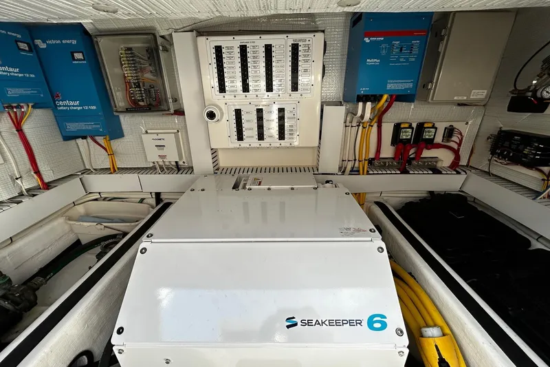 Slide: The Image of Electrical system of 2021 Sabre 45 Salon Express with Seakeeper 6 stabilizer. - 25