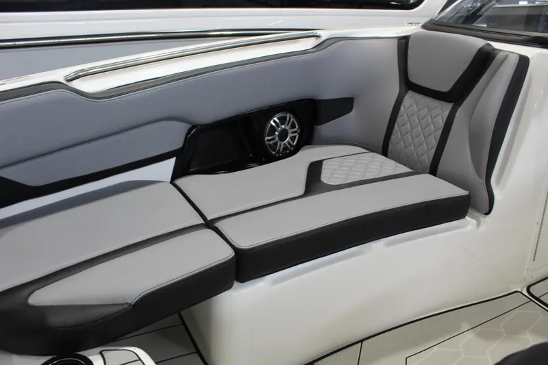 Slide: The Image of Luxurious seating in the 2026 Yamaha Boats 255XE, featuring modern design and premium materials. - 13