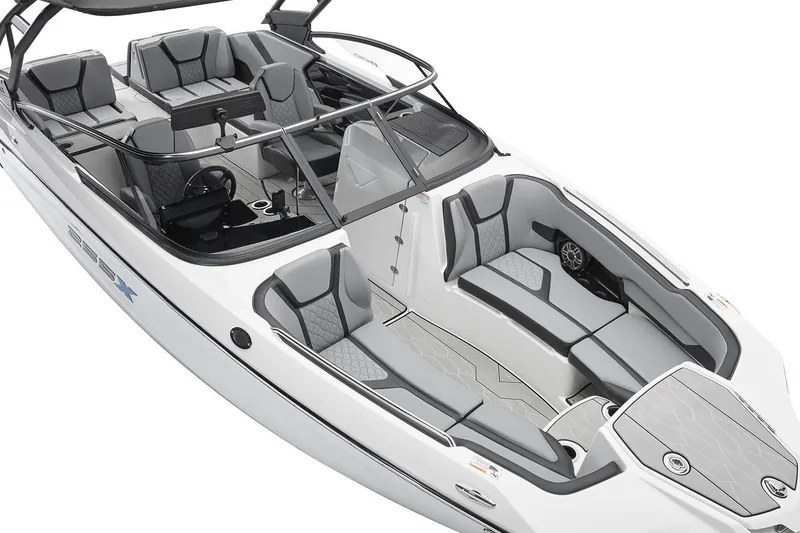 Slide: The Image of Manufacturer Provided Image: 2026 Yamaha Boats 255XE, luxury interior, sleek design, spacious seating, modern features. - 28