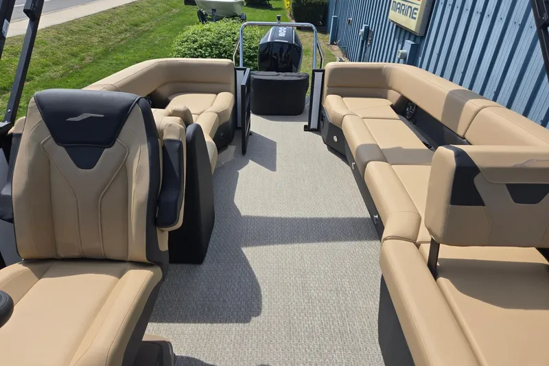 Slide: The Image of Interior of 2026 Evotti 523QL boat with beige seating and modern design. - 13