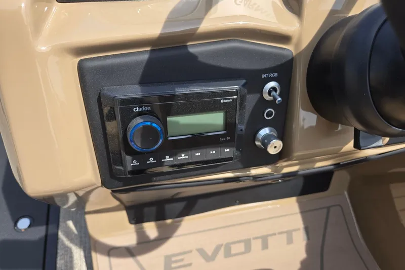 Slide: The Image of Dashboard of 2026 Evotti 523QL featuring Clarion audio system with Bluetooth connectivity. - 18