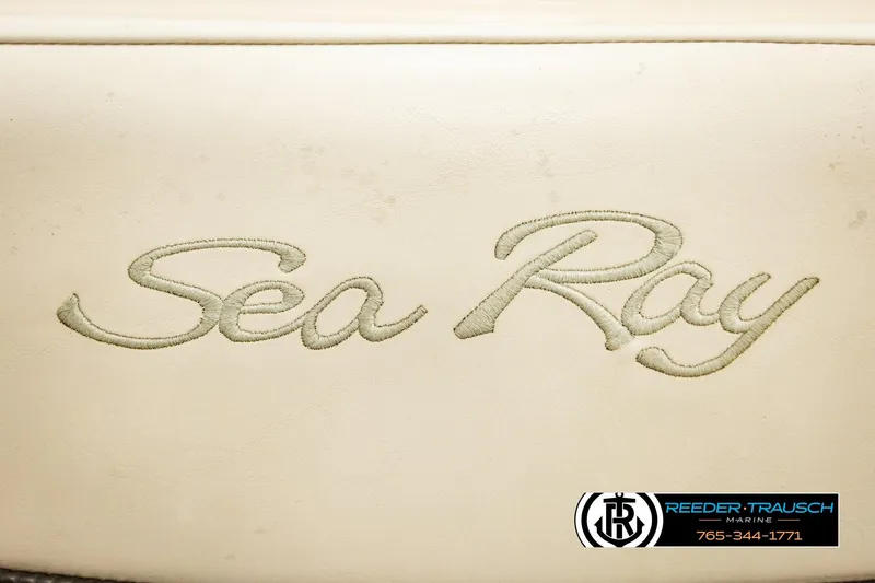 Slide: The Image of Sea Ray logo on 2003 Sea Ray 200 Bow Rider boat upholstery. - 44