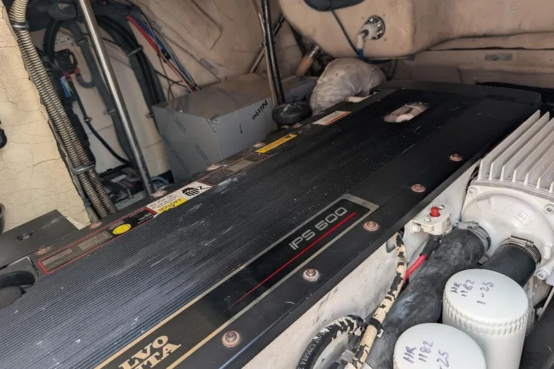 Slide: The Image of Engine compartment of a 2008 Formula 40 Performance Cruiser with Volvo Penta IPS 600. - 31