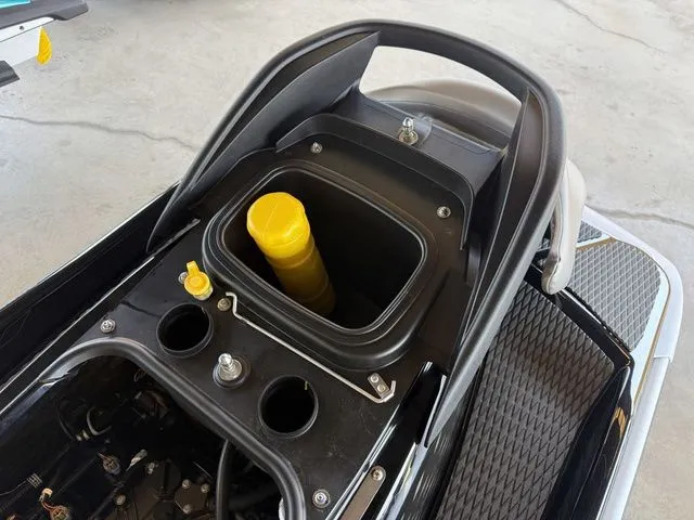 Slide: The Image of Kawasaki Stx 2025 - 18