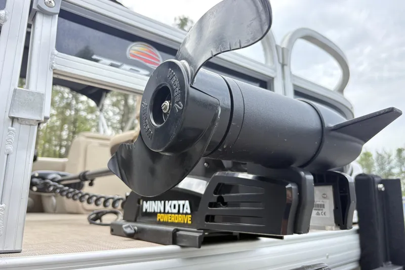 Slide: The Image of Minn Kota PowerDrive motor on 2021 Sun Tracker Fishin' Barge 20 DLX pontoon boat. - 4