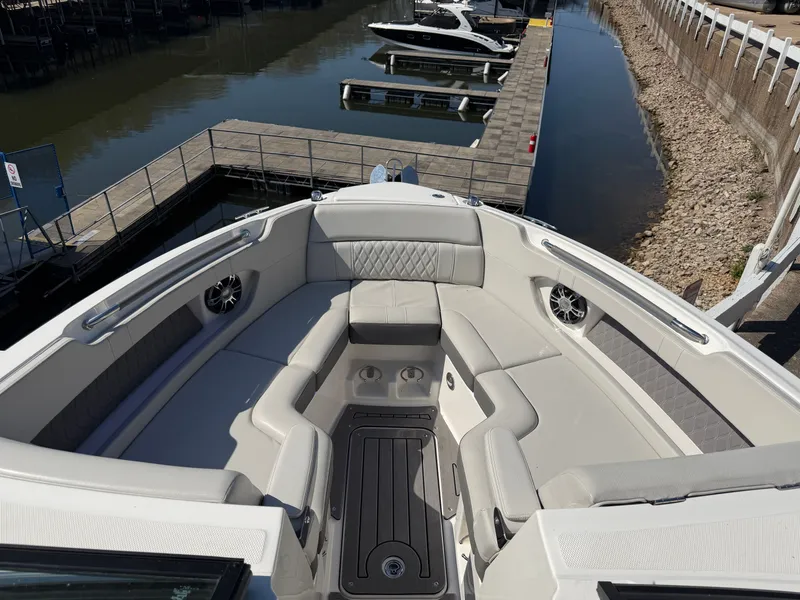 Slide: The Image of Sea Ray SLX 280 2021 - 10