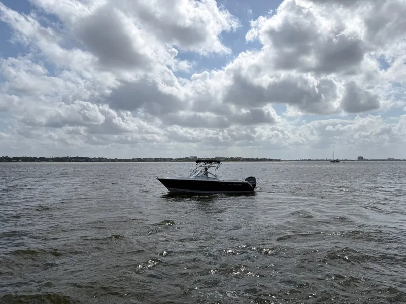 Slide: The Image of Sea Hunt Escape 234 LE 2013 - 12