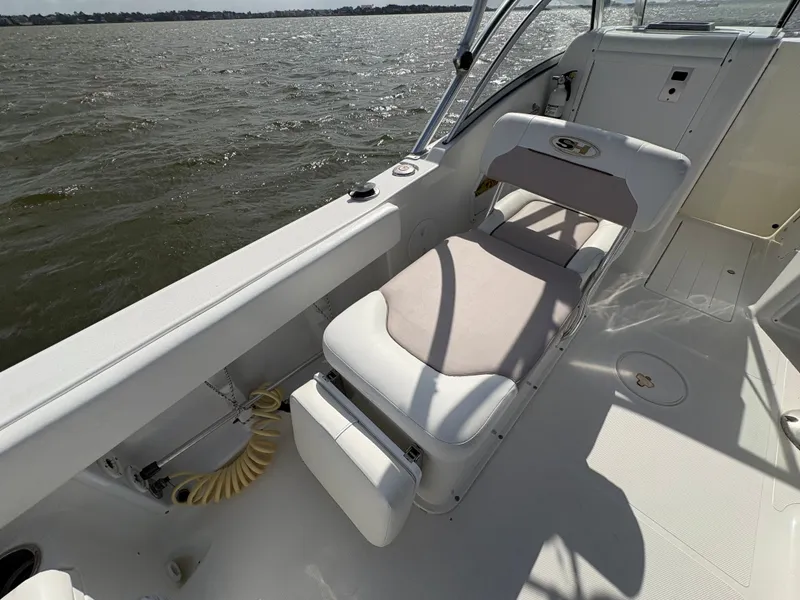 Slide: The Image of Sea Hunt Escape 234 LE 2013 - 25