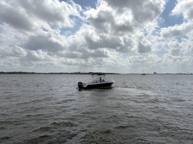 Slide: The Image of Sea Hunt Escape 234 LE 2013 - 9