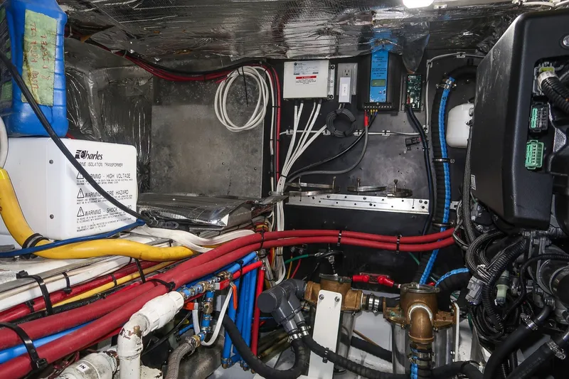 Slide: The Image of Engine room of 2001 Kanter Bougainvillea 62 with wiring and equipment. - 42