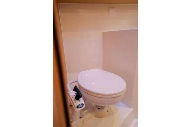 Slide: The Image of Lagoon 42 2017 - 70