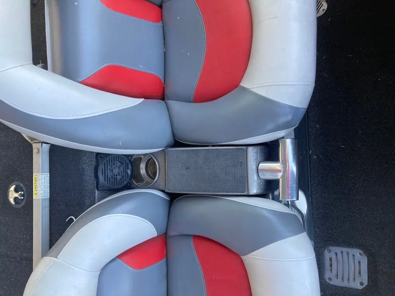 Slide: The Image of Nitro Z 9 with 250HP Mercury Pro XS and tandem axle trailer 2013 - 10