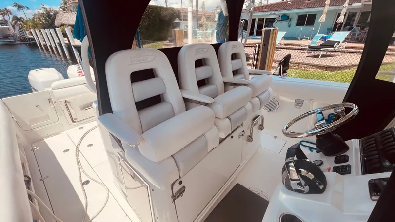 Slide: The Image of Boston Whaler 370 Outrage 2013 - 22