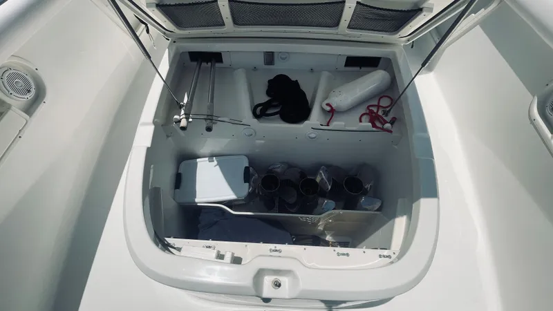 Slide: The Image of Boston Whaler 370 Outrage 2013 - 33