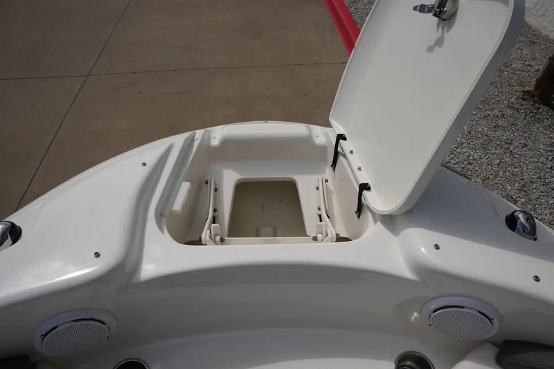 Slide: The Image of Storage compartment in Sea Ray 200 Sundeck boat, year 2011. - 33