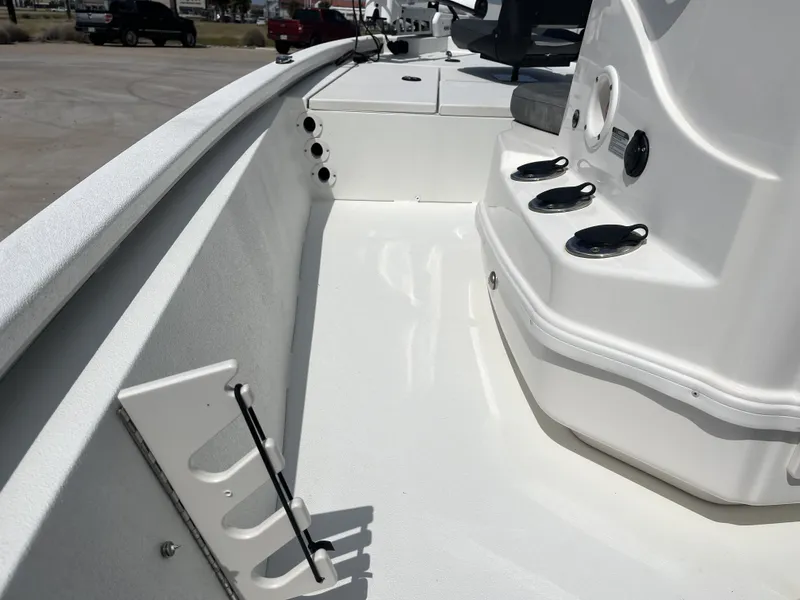 Slide: The Image of Avid 19 FS 2024 - 11