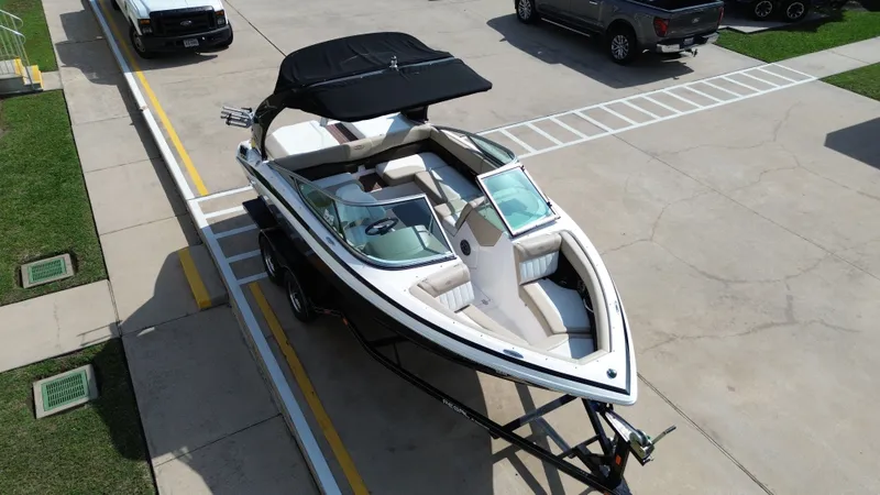 Slide: The Image of Regal 2100 2012 - 14