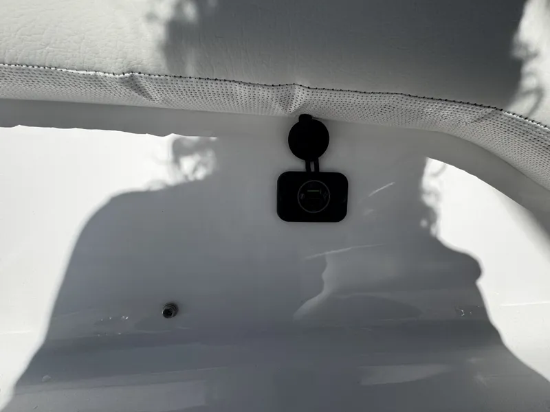 Slide: The Image of Tidewater 220 LXF 2026 - 15