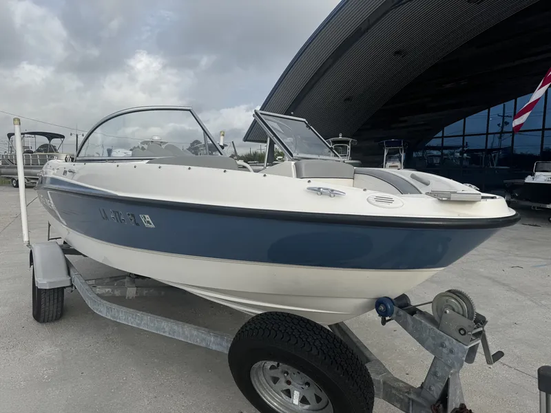 Slide: The Image of Bayliner 184 2011 - 5