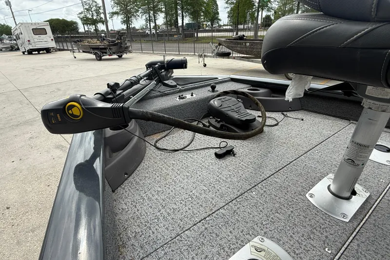 Slide: The Image of 2021 Tracker Pro Team 175 TF boat deck with trolling motor and seating. - 8