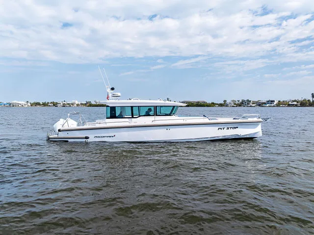 Slide: The Image of Axopar 37 XC Cross Cabin 2022 - 46