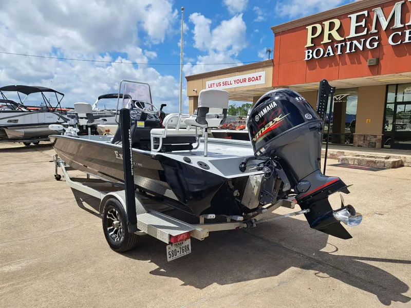 Slide: The Image of Excel 203 Bay Pro 2020 - 11