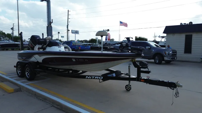 Slide: The Image of Nitro Z-8 2014 - 8