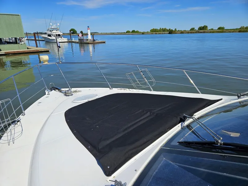 Slide: The Image of Carver Yachts 53 Voyager 2001 - 12