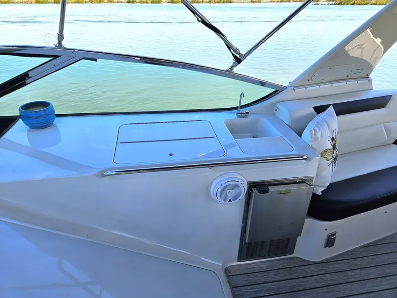 Slide: The Image of Carver Yachts 53 Voyager 2001 - 19