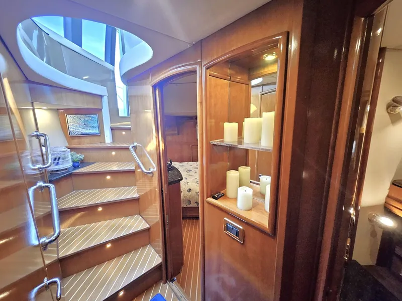 Slide: The Image of Carver Yachts 53 Voyager 2001 - 41