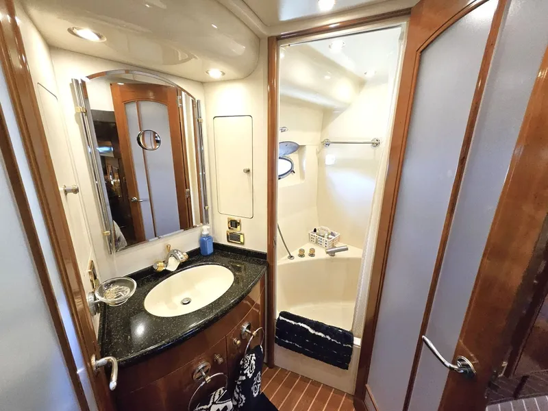 Slide: The Image of Carver Yachts 53 Voyager 2001 - 45
