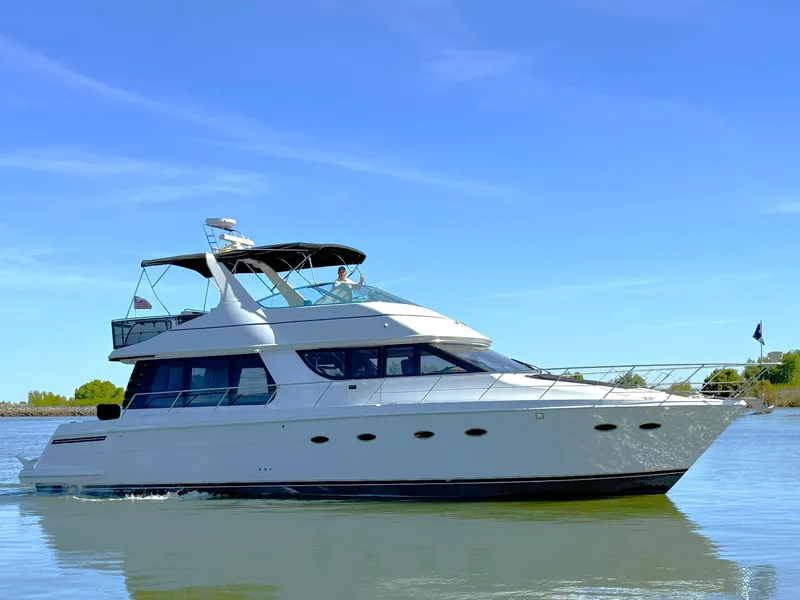 Slide: The Image of Carver Yachts 53 Voyager 2001 - 6