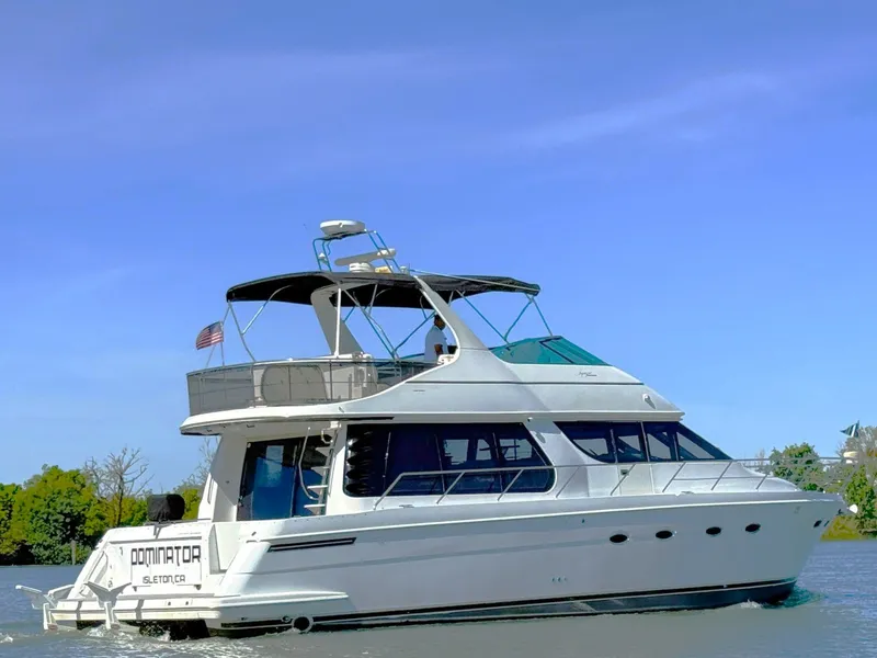 Slide: The Image of Carver Yachts 53 Voyager 2001 - 7