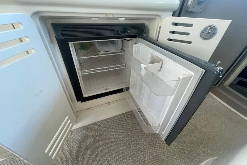 Slide: The Image of COCKPIT FRIDGE - 10